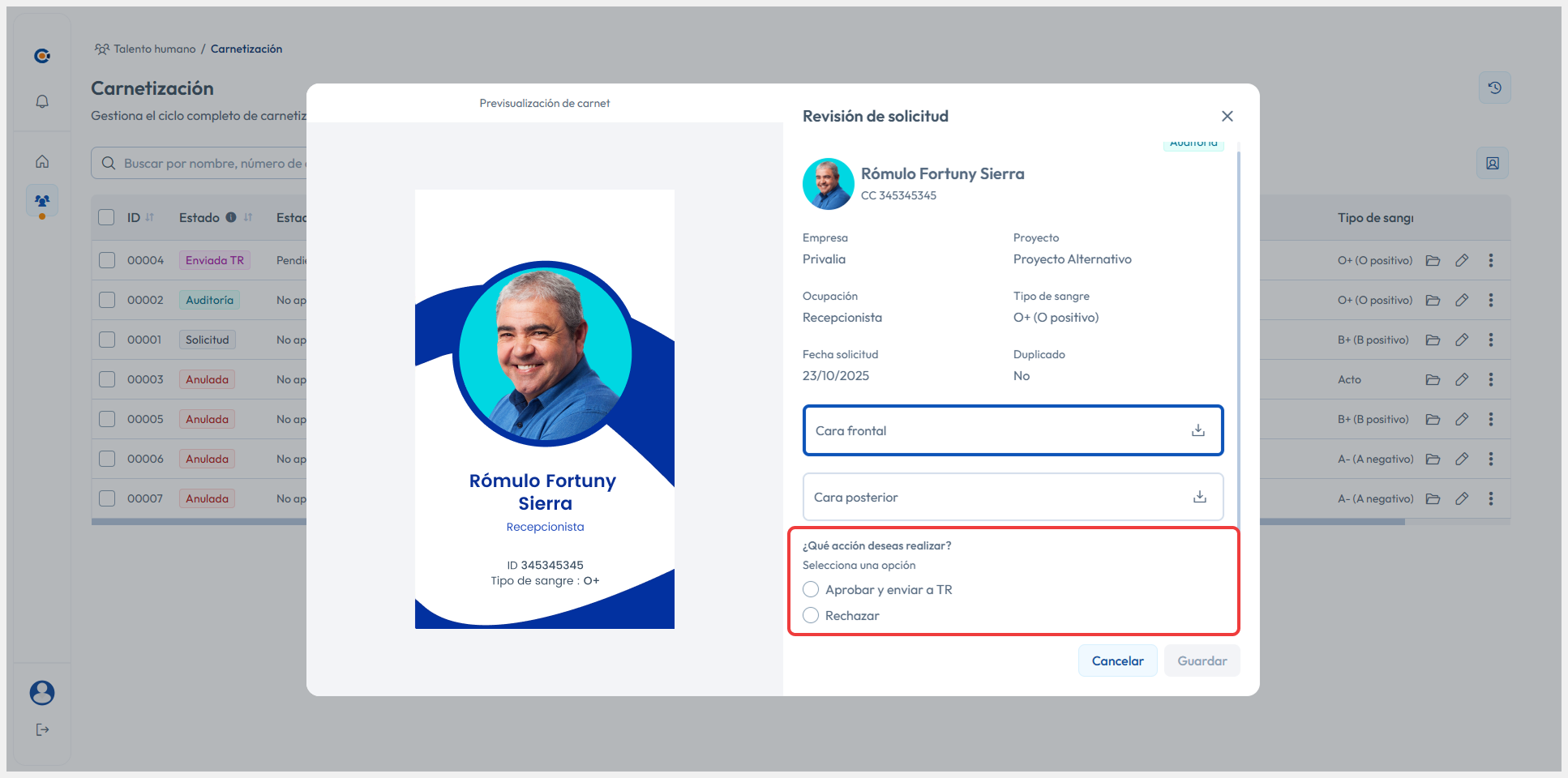 Vista principal apuntando al botón de Revisar > Revisar carnet