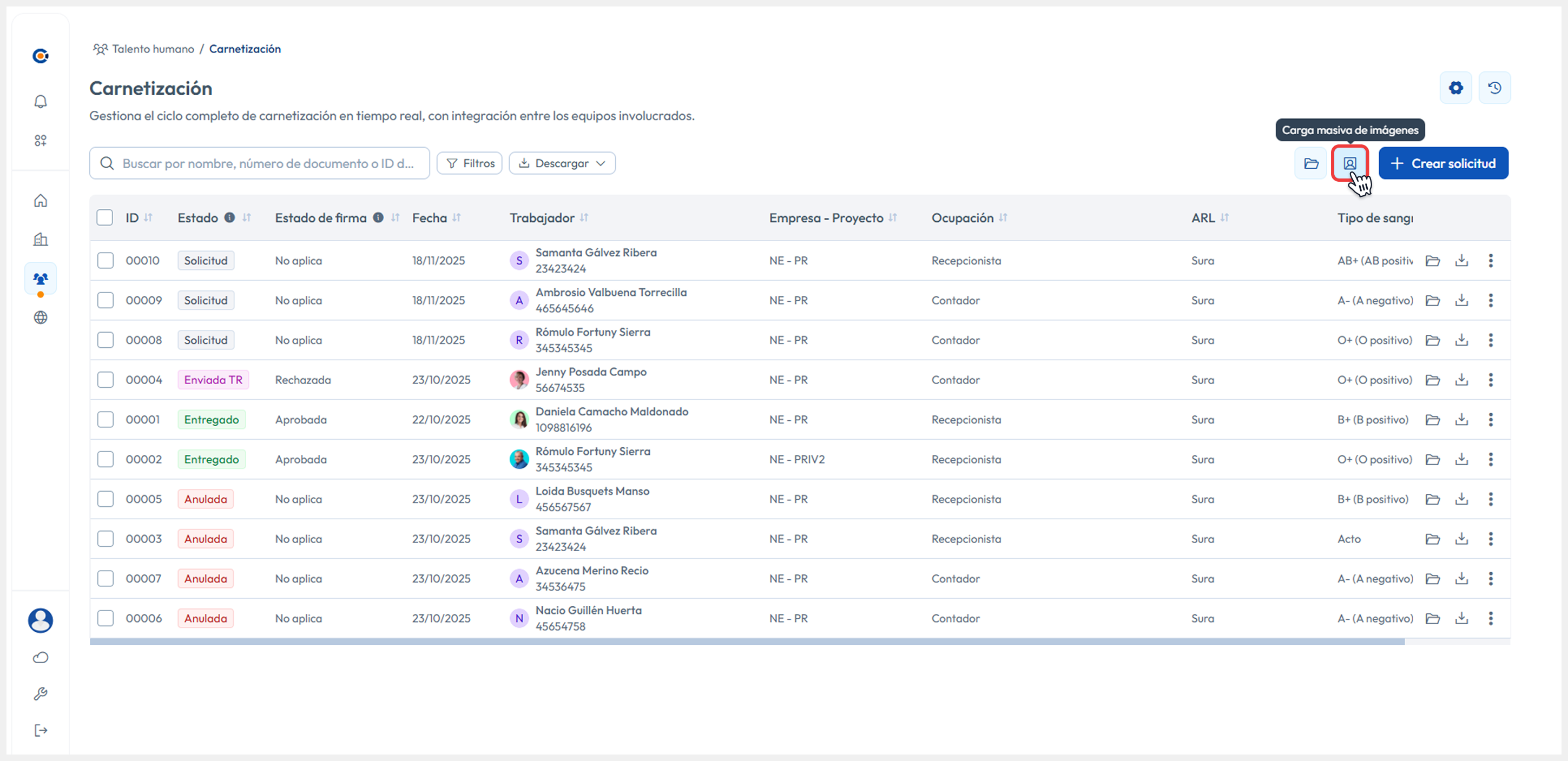 Vista principal apuntando al botón de Carga masiva de imágenes